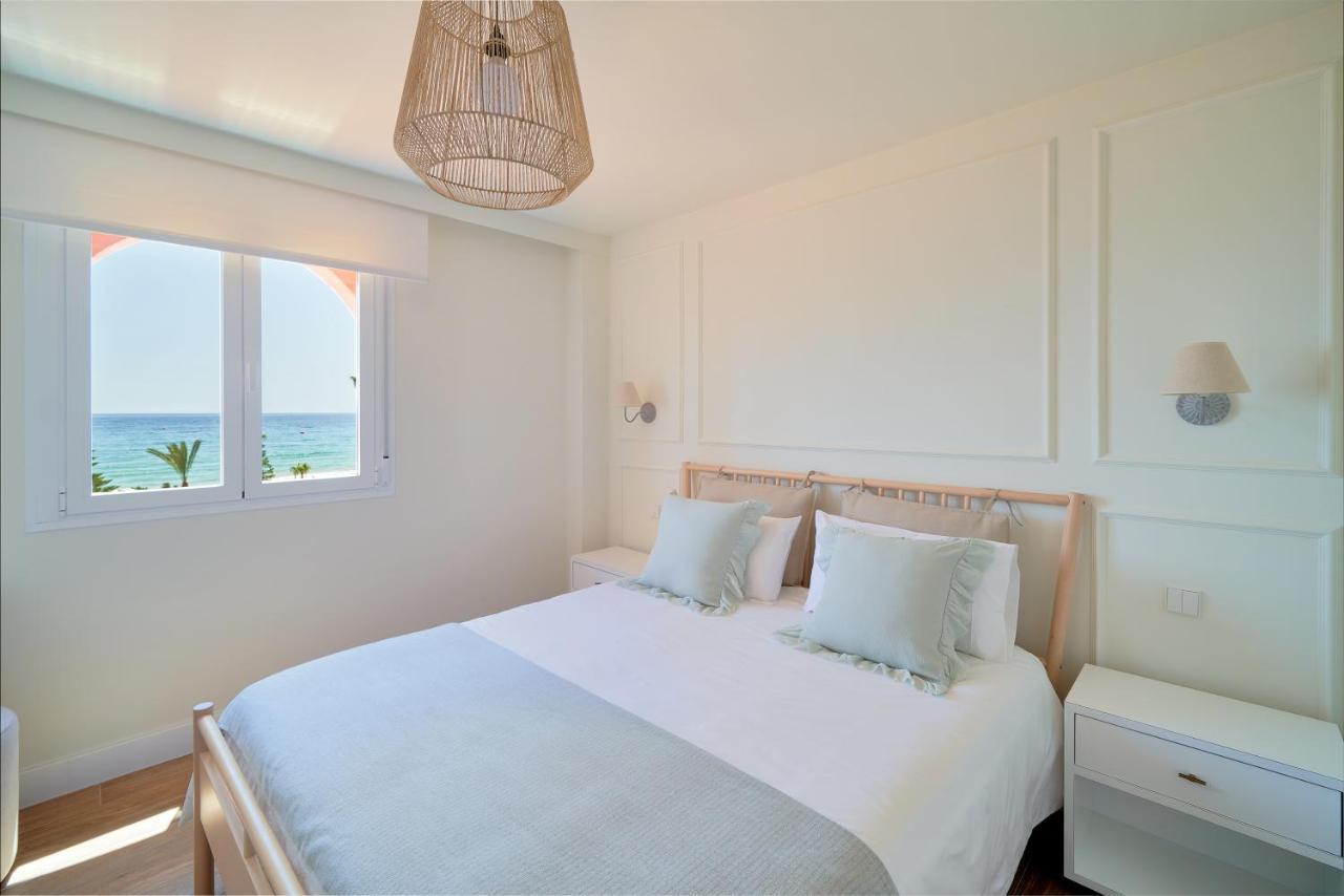 Sea Suite Beachfront Marbella Ngoại thất bức ảnh