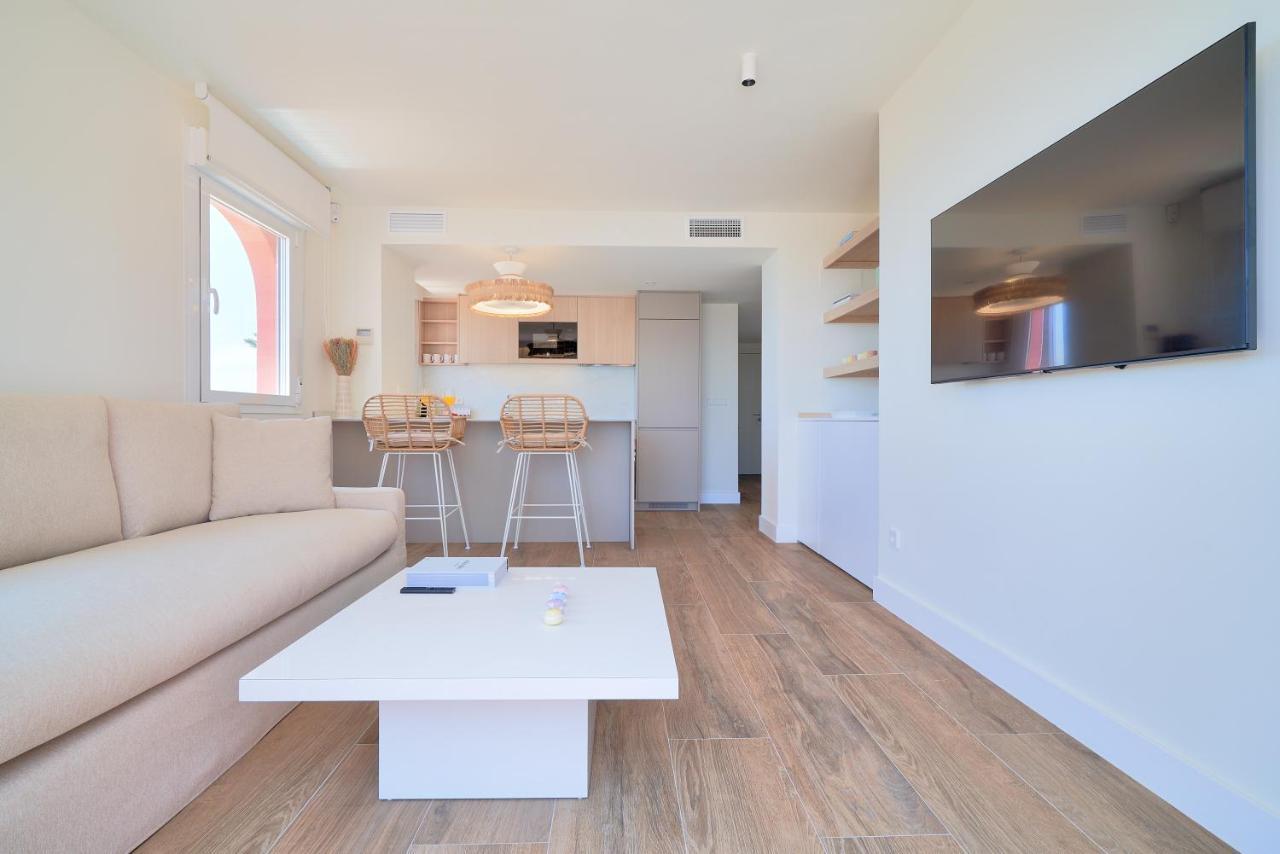 Sea Suite Beachfront Marbella Ngoại thất bức ảnh