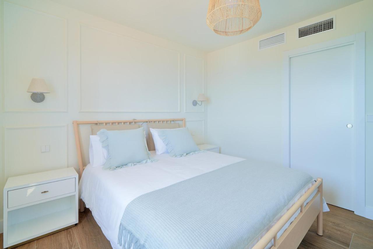 Sea Suite Beachfront Marbella Ngoại thất bức ảnh