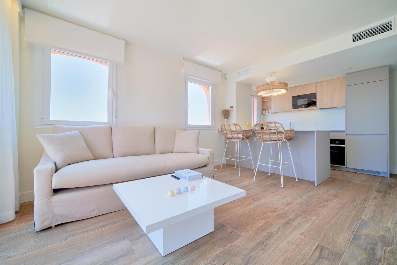 Sea Suite Beachfront Marbella Ngoại thất bức ảnh