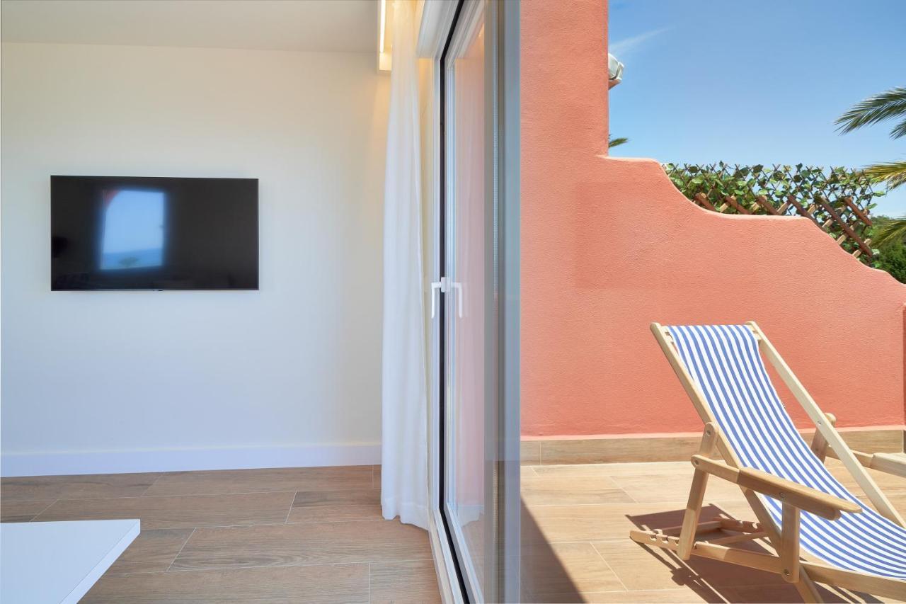Sea Suite Beachfront Marbella Ngoại thất bức ảnh